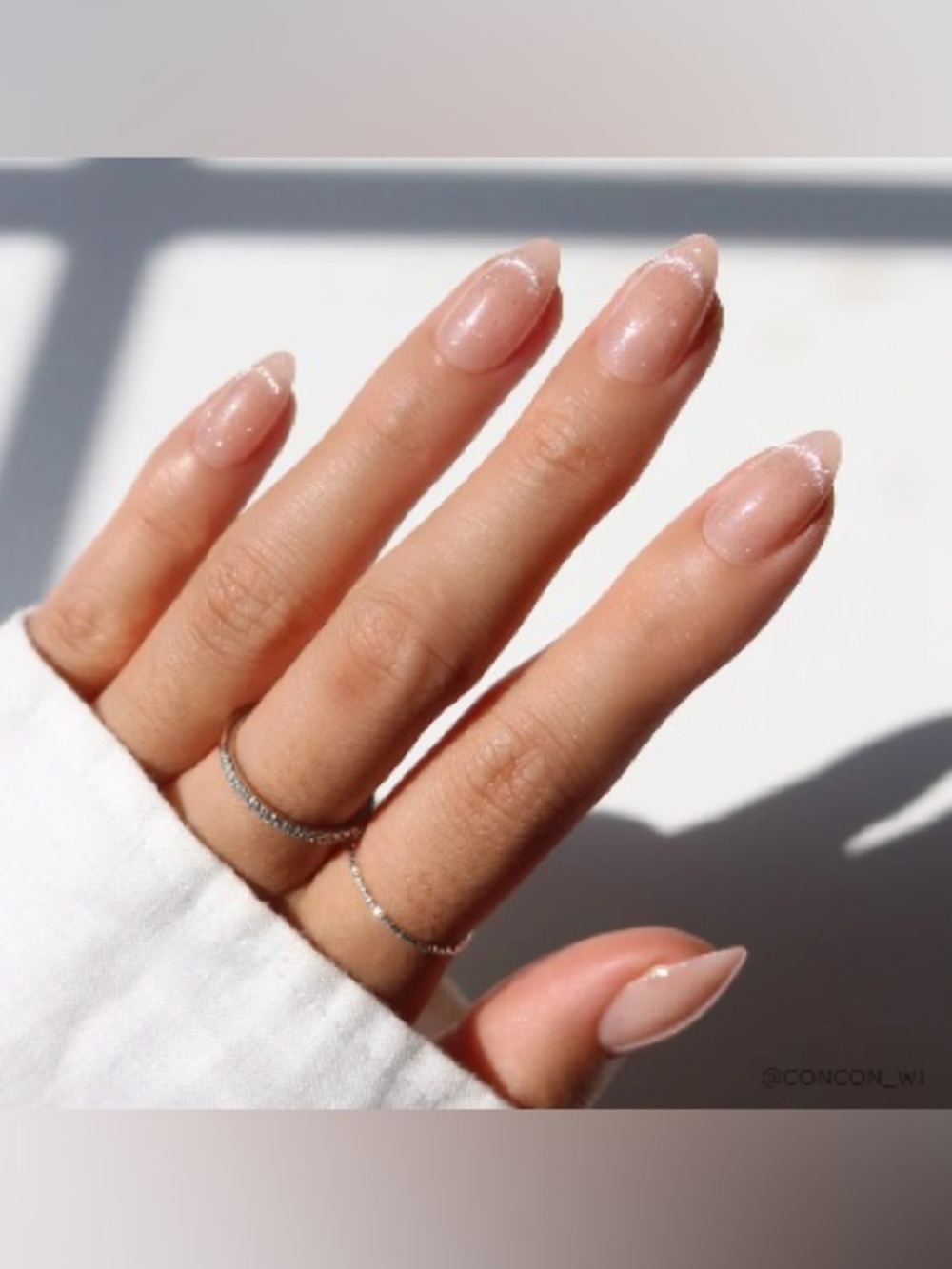 Glamnetic x Glamzilla Not Your Cinder-Ella Cat Eye Press-On Nails Short Almond